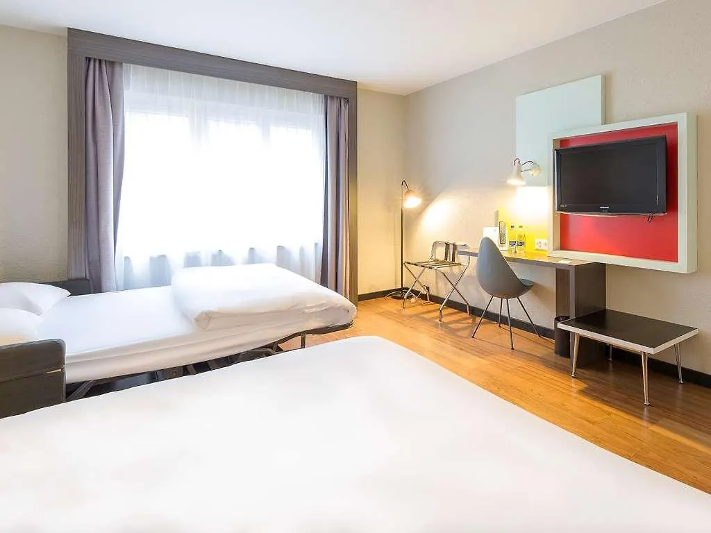 Ibis Styles Bern City 3*,  Switzerland
